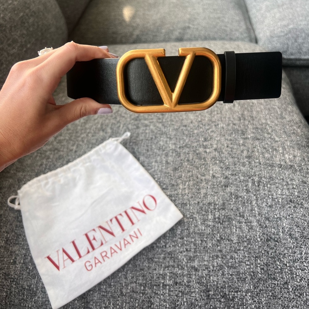 Valentino REVERSIBLE VLOGO SIGNATURE BELT IN GLOSSY CALFSKIN 30 mm